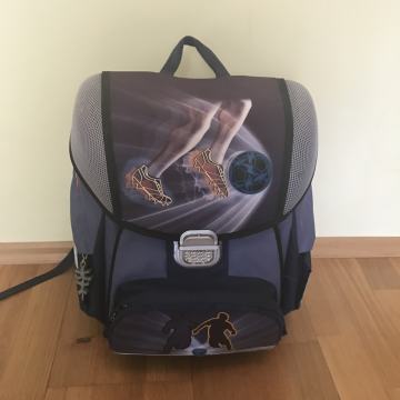 ŠKOLSKA TORBA STEP BY STEP