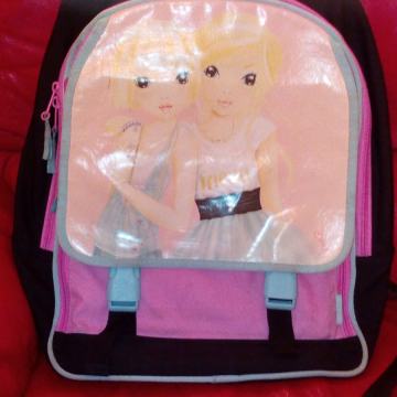 Školski ruksak TOP MODEL dimenzije V44 x Š33cm