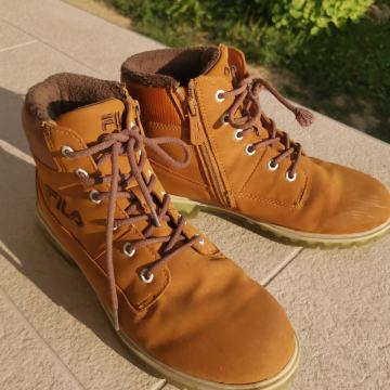 Fila gleznjace br. 40