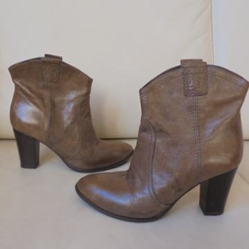 Guliver gležnjače 36