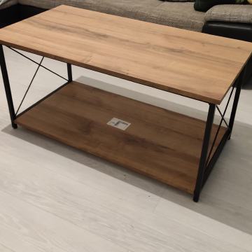 stol za dnevni boravak