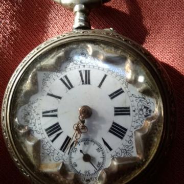 Alpski sat s vizirom