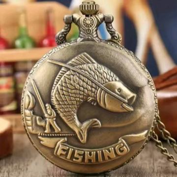 Đepni sat sa motivom ribe (poklon za ribiče)