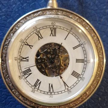 DŽEPNI SAT na navijanje