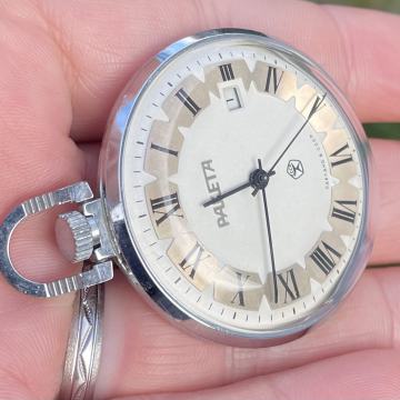 Raketa dzepna-odlicna