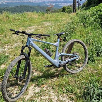 Scott Lumen eRide 900 XL - Vrhunski Full Carbon E-MTB
