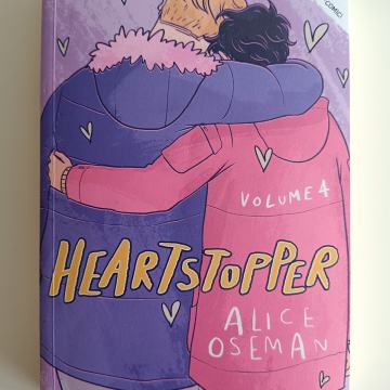 Alice Oseman: Heartstopper Volume 4
