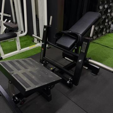 Glute Drive Machine sprava za straznjicu teretana fitness GymFactory