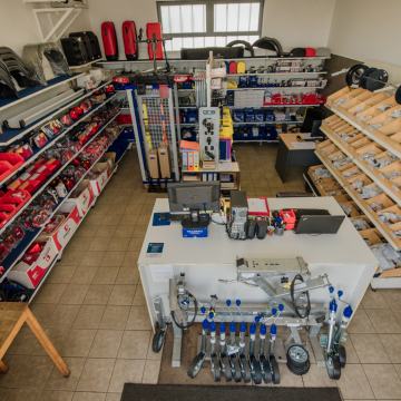 Dijelovi prikolice signalizacija kabel osovina kotač