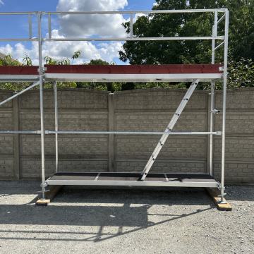 Nova certificirana aluminijska skela | 445 m² | Baumann