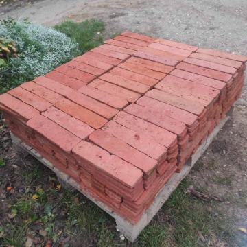 Glatke pločice - rezana stara cigla