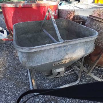 KIBLE (POSUDE) ZA BETON - centralni izlijev - od 250L do 600L