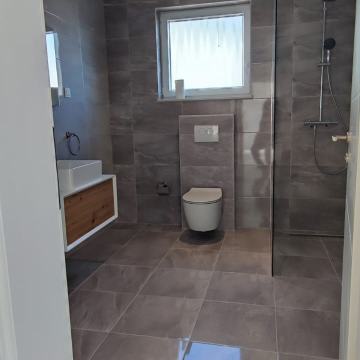Adaptacija kupaonice AKCIJA 4.900 EUR !!! (DO 3M2)