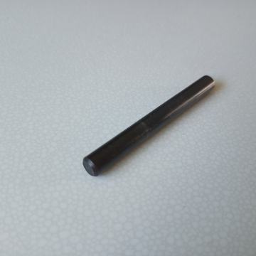 Metalni klin za središte tanjura Elac-ovih gramofona, duljina 66 mm