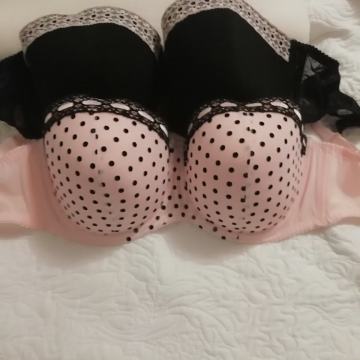 dva nova grudnjaka za veće grudi