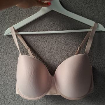 Grudnjak Chantelle BareEssential Novo 75 G