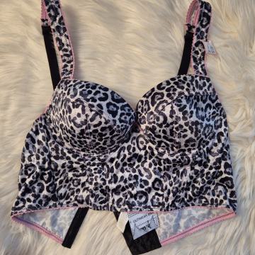 Grudnjak, Outwear bra, Tezenis