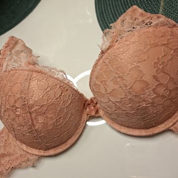 ROZA GRUDNJAK 75 B - NOVO