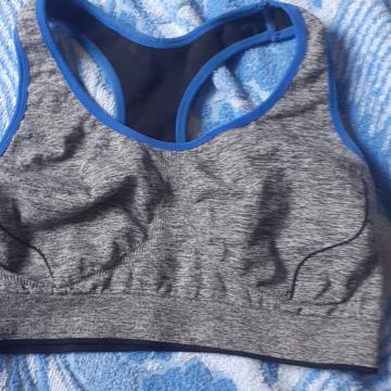 sportski grudnjak XL