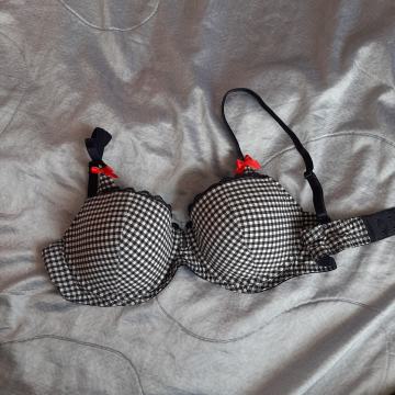 Novi ženski grudnjak