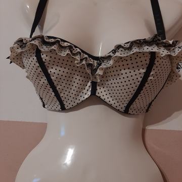 Novi ženski grudnjak