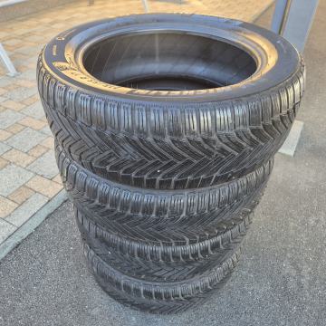 Gume zimske Michelin  ALPIN-6 215/55/17 4 kom.  JAKO DOBRE