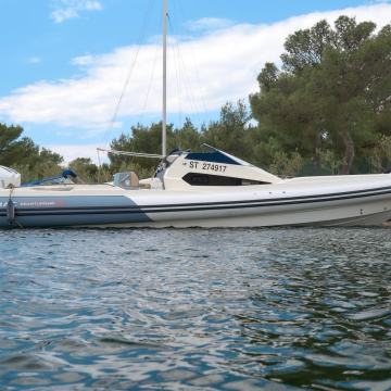 LOMAC GRANTURISMO 11 - 60h, 2022, 2x F300 Mercury, Full oprema