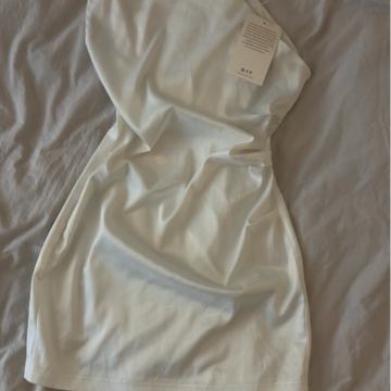 Bijela dizajnerska haljina NOVO