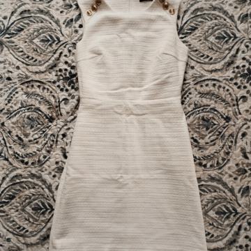 Bijela haljina od tvida