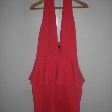 BOOHOO - USKA PRIPIJENA HALJINA 36 / 38 S