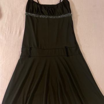 Crna elegantna haljina (38)