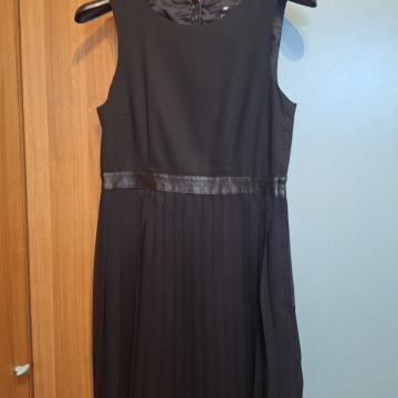 Crna haljina H&M vel 42