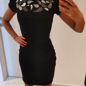 Crna haljina do koljena - dolčevita