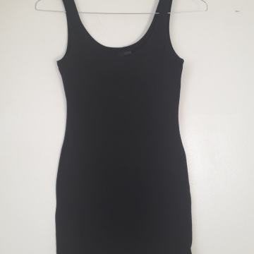 Crna uska sexy haljina HM 34