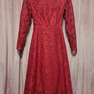 NOVO Crvena čipka haljina