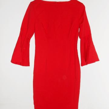 Crvena haljina, nova