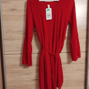 Nova crvena haljina
