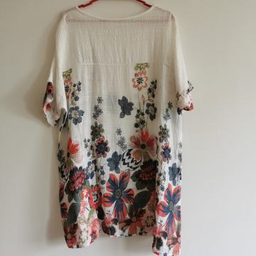 Cvijetna haljina za plažu / tunika