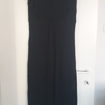 DUGA CRNA HALJINA ZARA