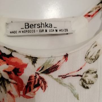 Duga cvijetna haljina Bershka
