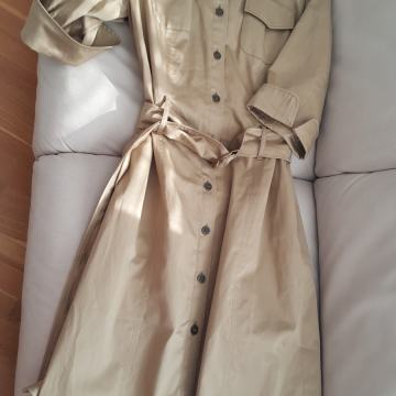 Elegence Paris haljina br 40