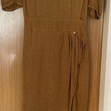 Elfs haljina veličina M