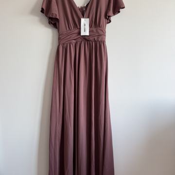 NOVA (s etiketom) About You svečana haljina XS