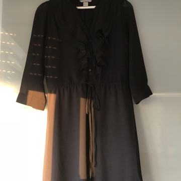 H&M crna haljina_ veličina 38