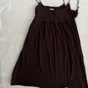 H&M haljina + 1 GRATIS vl.M/L / TOTALNA ČISTKA