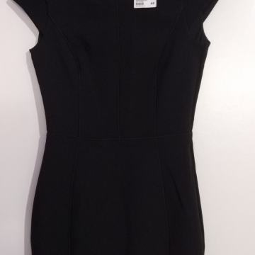 Nova H&M haljina sa etiketom