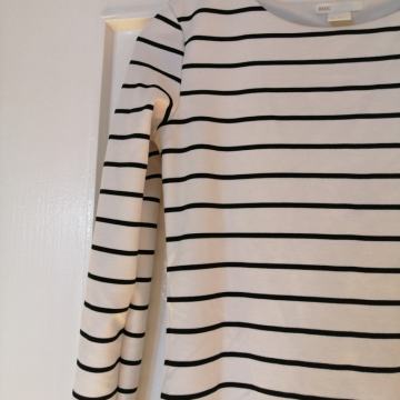 H&M haljina na prugice