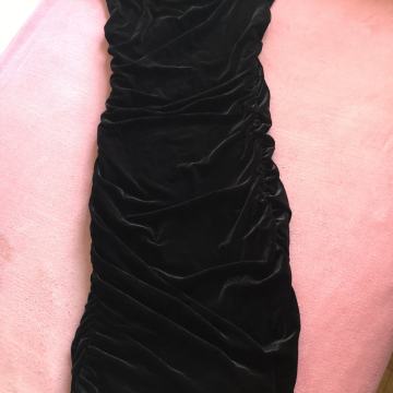 H&M svečana crna haljina, NOVA s etiketom