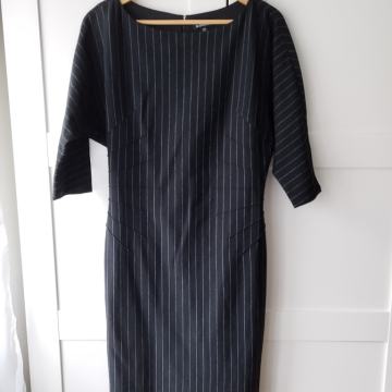 Haljina 3/4 rukavi, podstavljena, malo deblja M