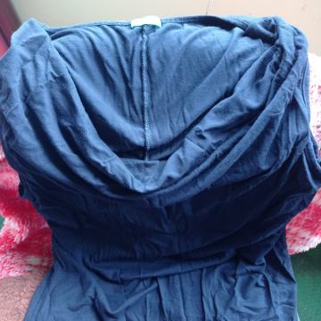 HALJINA -Benetton-br 42-44 duga-Novo